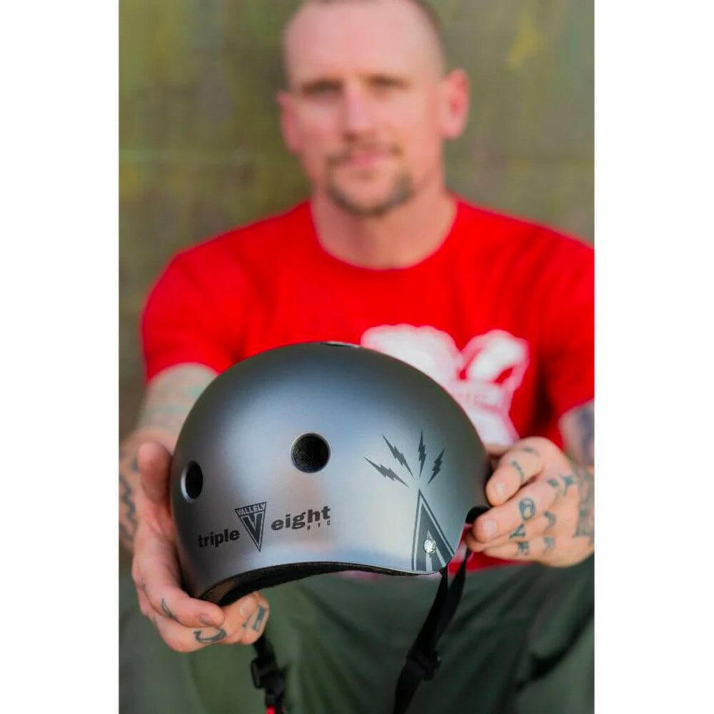 Triple 8 - Certified Sweatsaver Helmet Mike Vallely Signature Edition.